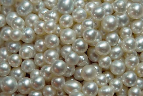 Pearl Jewelry Market in Pakistan