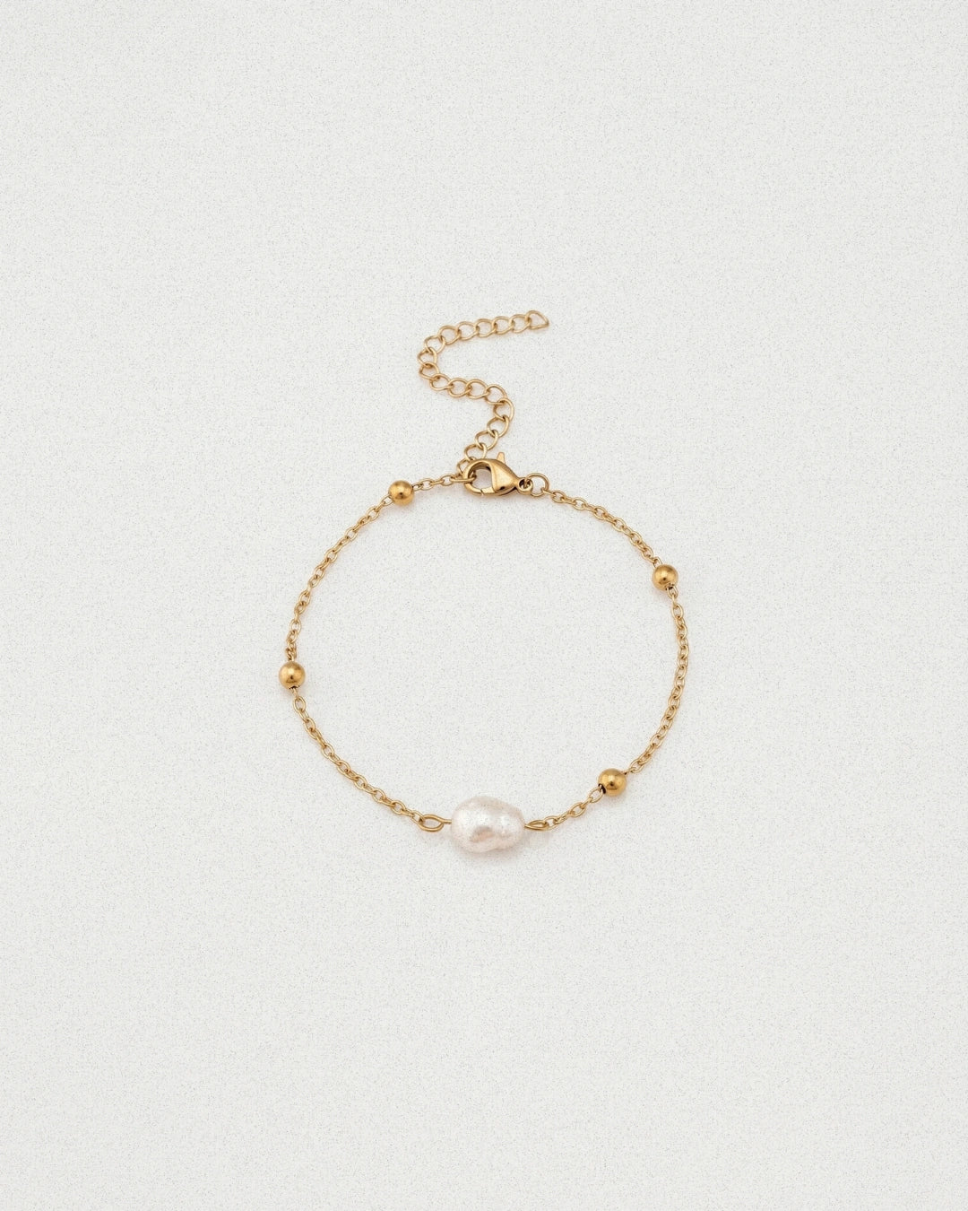 Classic Pearl Bracelet