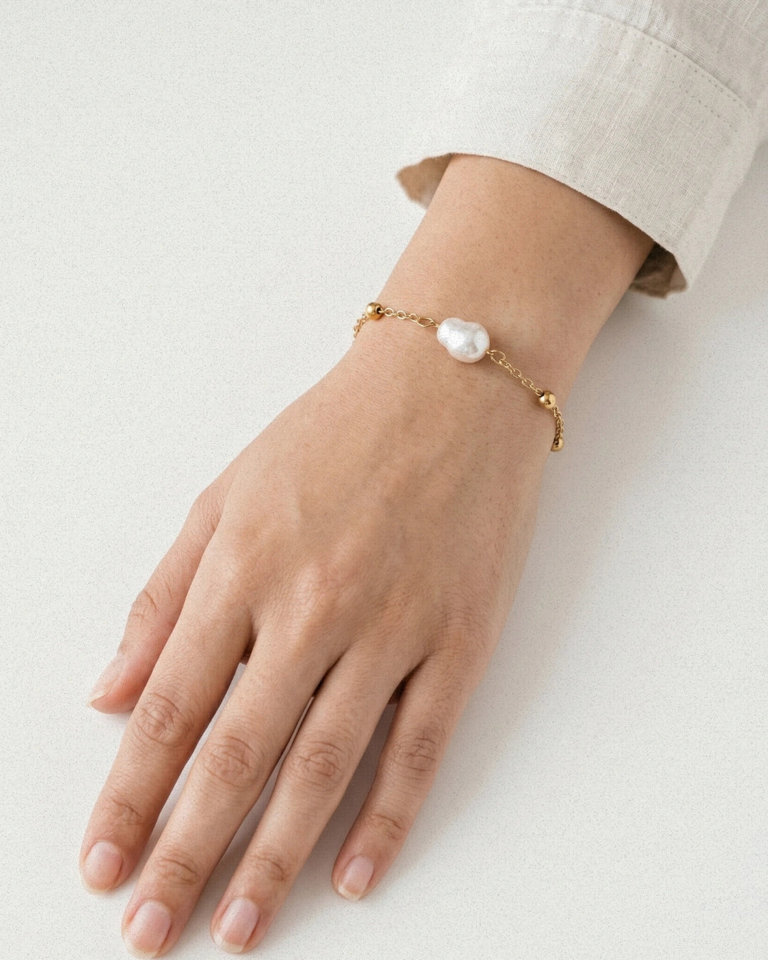 Classic Pearl Bracelet