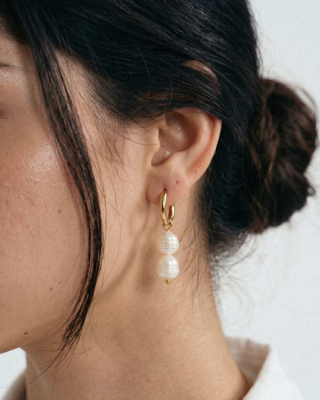 Drop Pearl Earrings