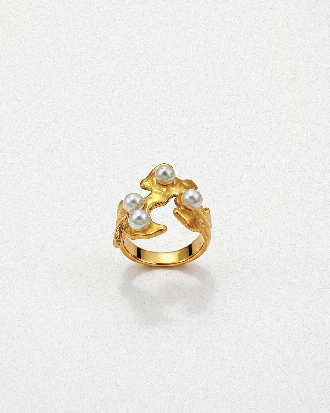 Statement Pearl Ring