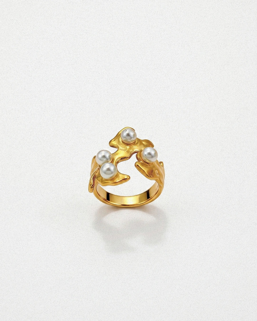 Statement Pearl Ring