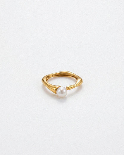 Wave Pearl Ring